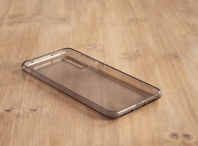 Decida entre uma Capa para iPhone 7 de Silicone ou de Plástico