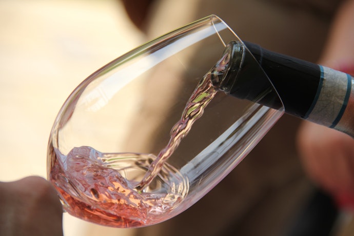 Veja a Temperatura de Serviço para Degustar o Melhor do Vinho Rosé